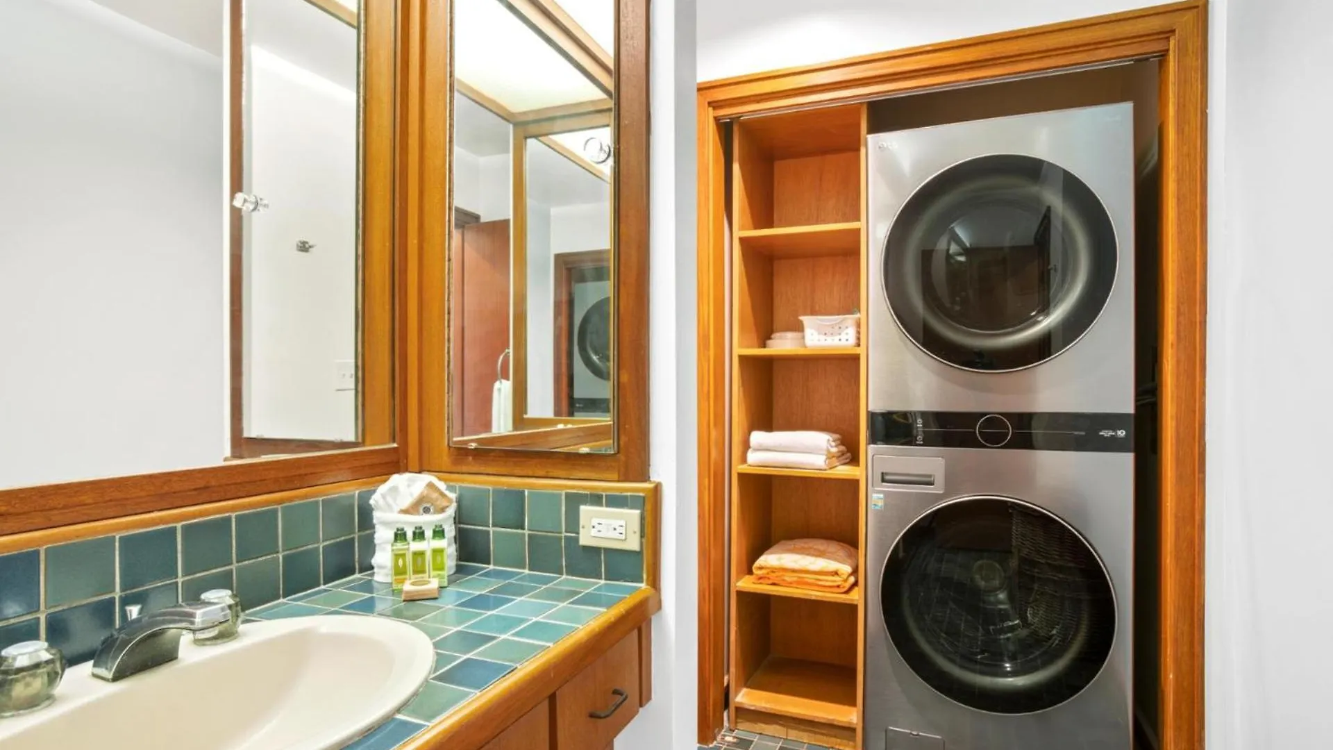 Kbm Resorts Free Car Kapalua Ridge Villas Krv-514 Ocean View Ground Floor